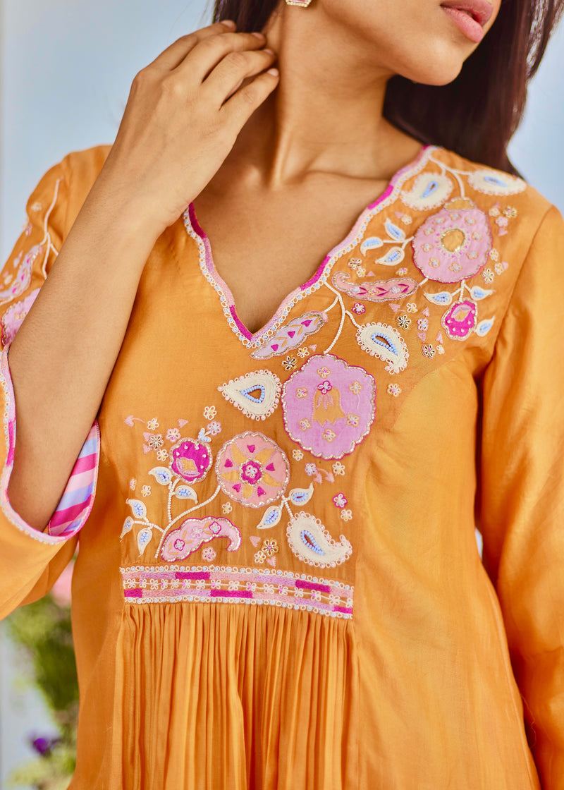 MAHIRA GATHERED KURTA SET - TANGERINE ORANGE