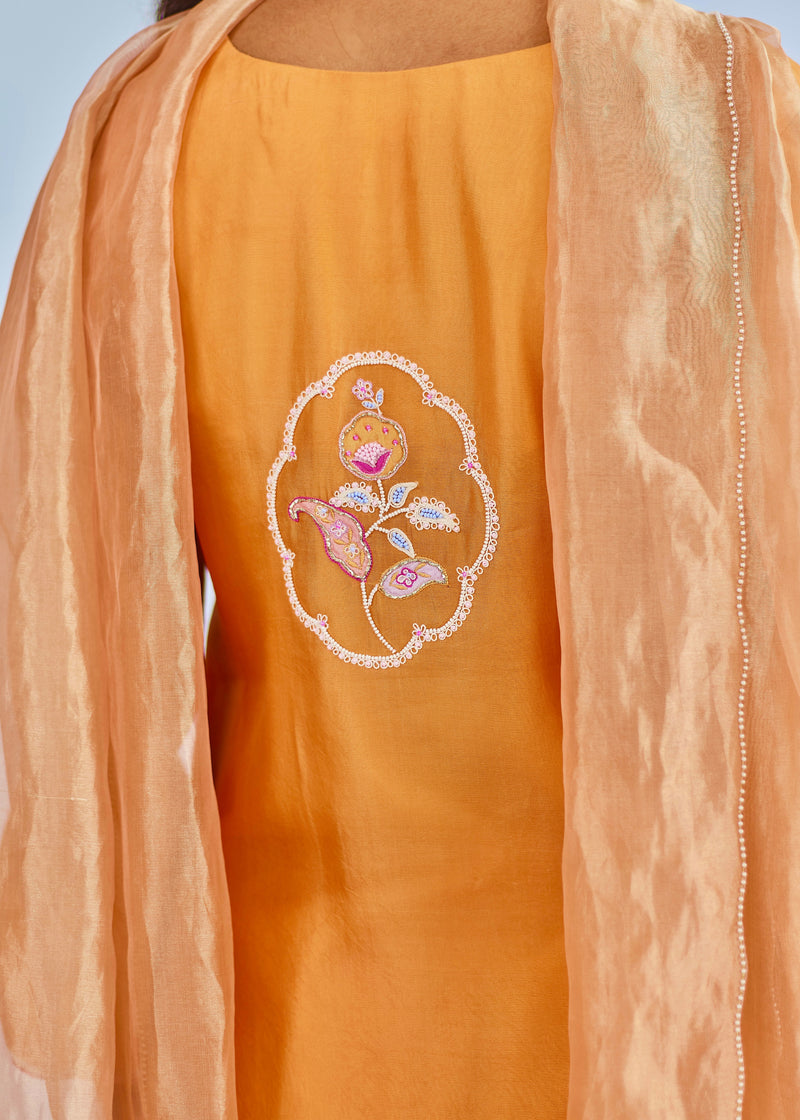 MAHIRA GATHERED KURTA SET - TANGERINE ORANGE