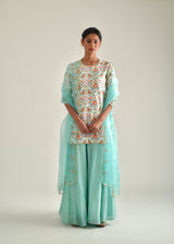 Suzani kurta lehenga set- Off White